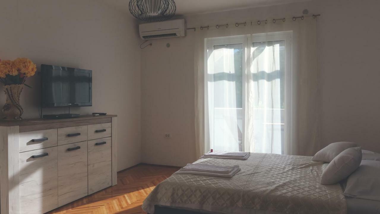 Apartment Lim Budva Bagian luar foto