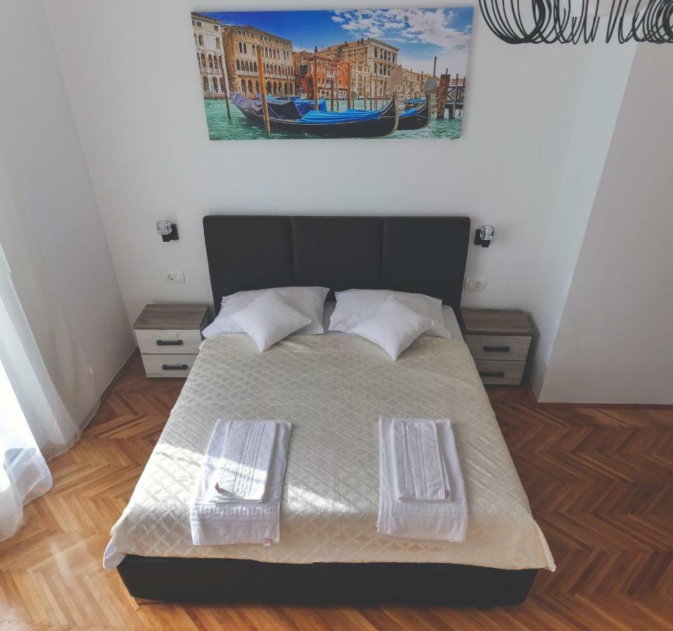 Apartment Lim Budva Bagian luar foto