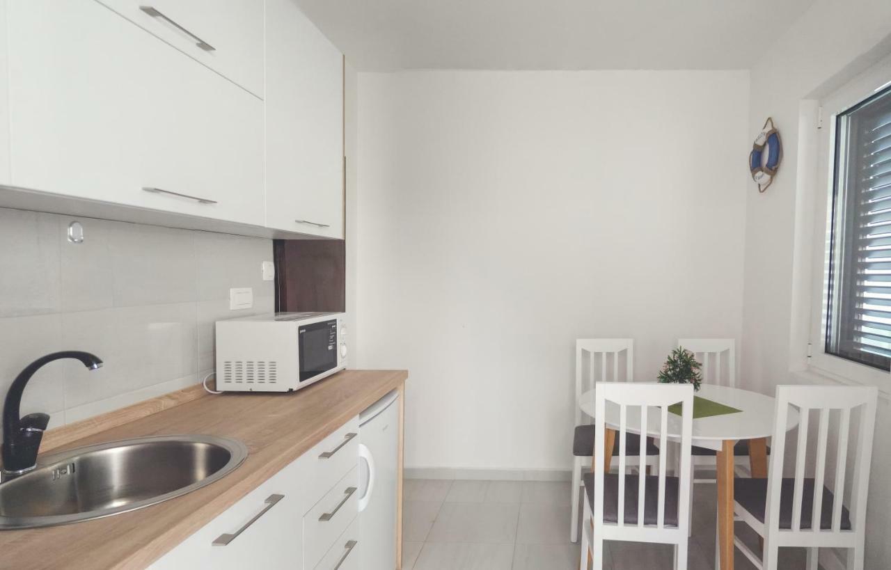 Apartment Lim Budva Bagian luar foto